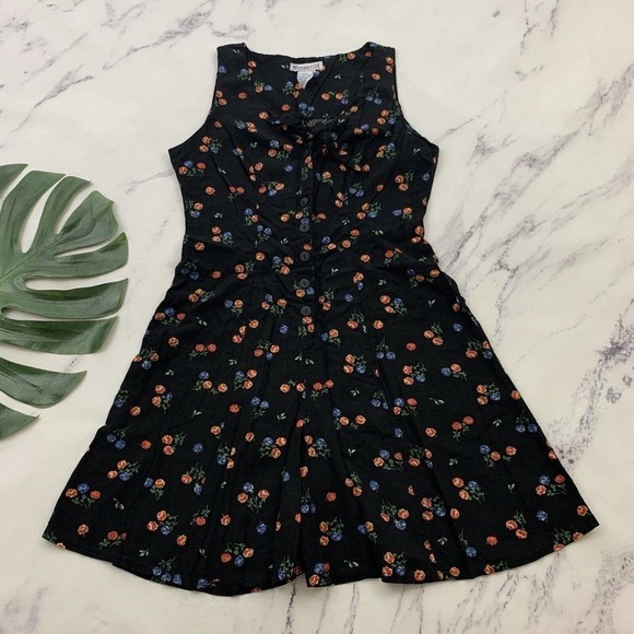 Westport Womens Vintage Romper Size 8 Black Blue Floral Bow Trim Button Front - Picture 1 of 9